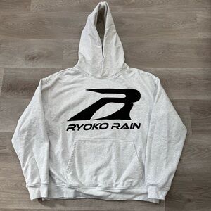 Ryoko Rain Artists and Athletes Ash Gray Hoodie Pullover Sweatshirt Mens Sz XL